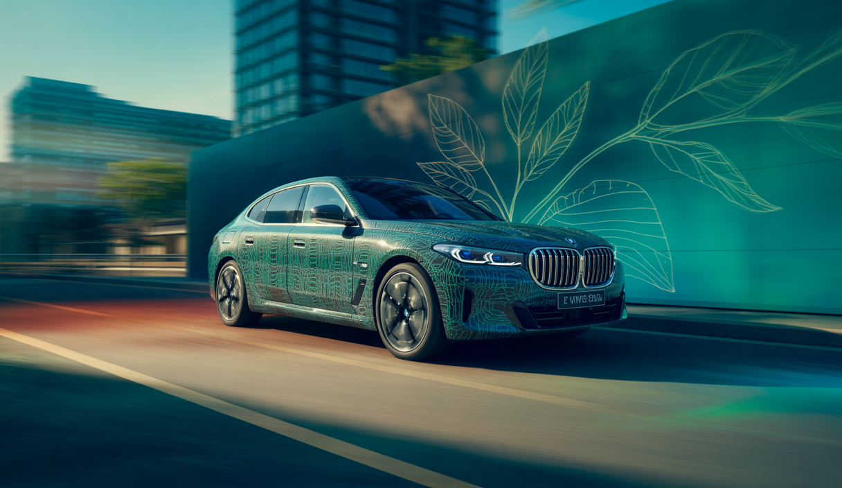 Représentation visuelle du BMW Heart of Joy avec technologie avancée et design biomimétique