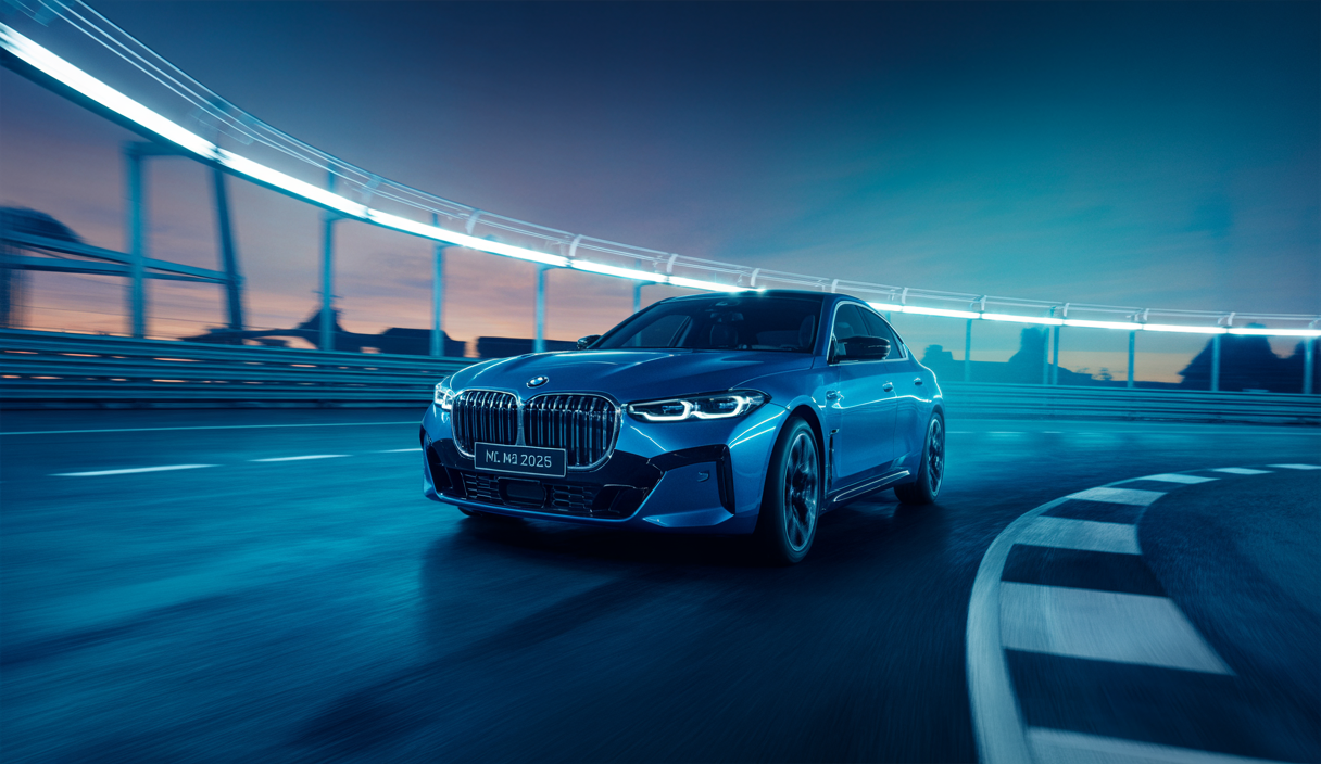 Image d'une BMW M2 CS 2025 sur circuit
